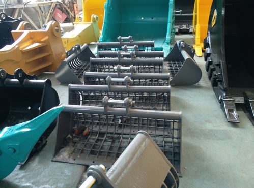 挖機挖斗與油缸報價及廠家選購指南